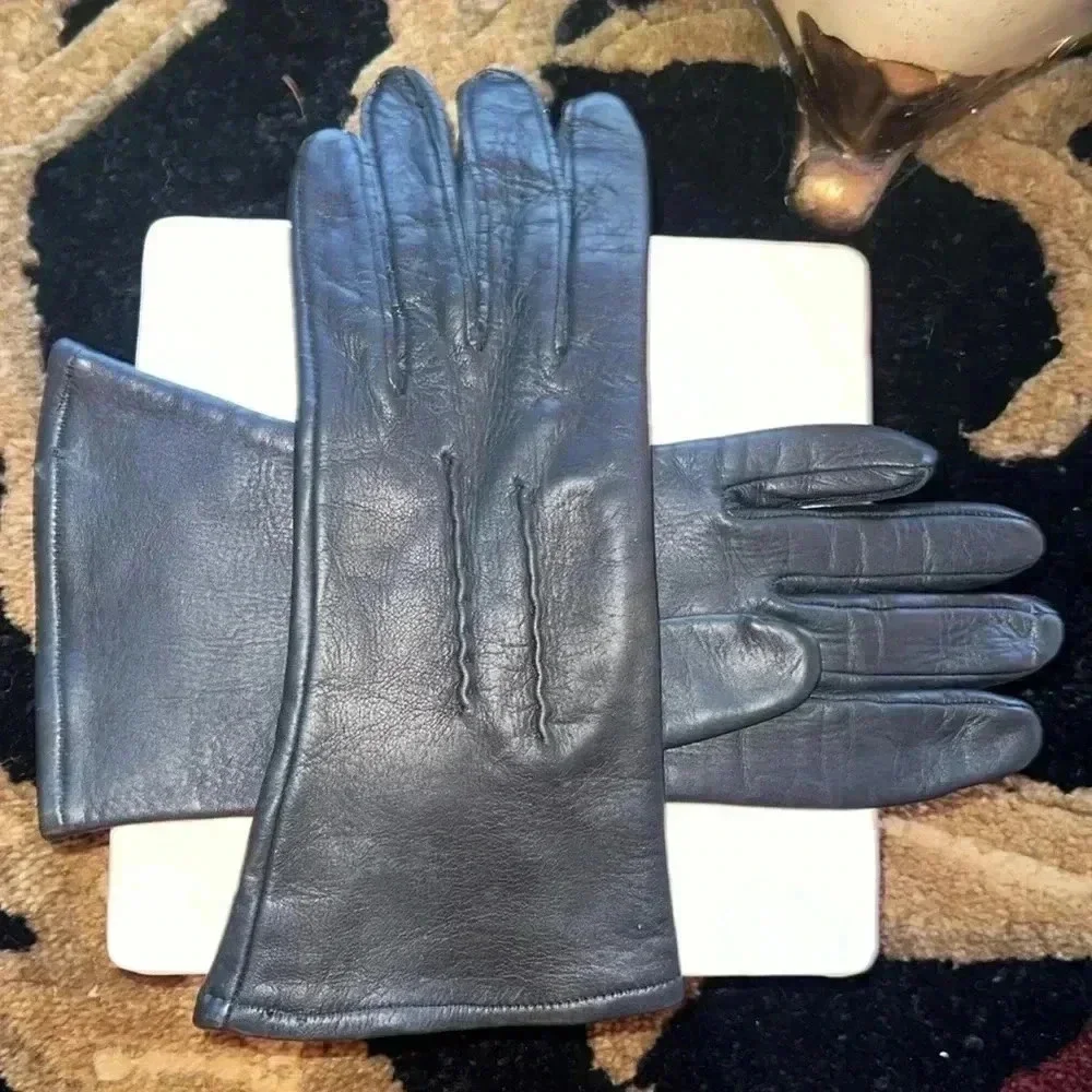 Women’s Black 2-Point Deerskin Gloves NEW!!  Size 7.5
